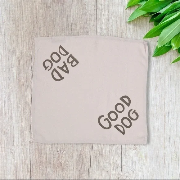 Bear & Ollie’s Good Dog Bandana in Small - Picture 2 of 3